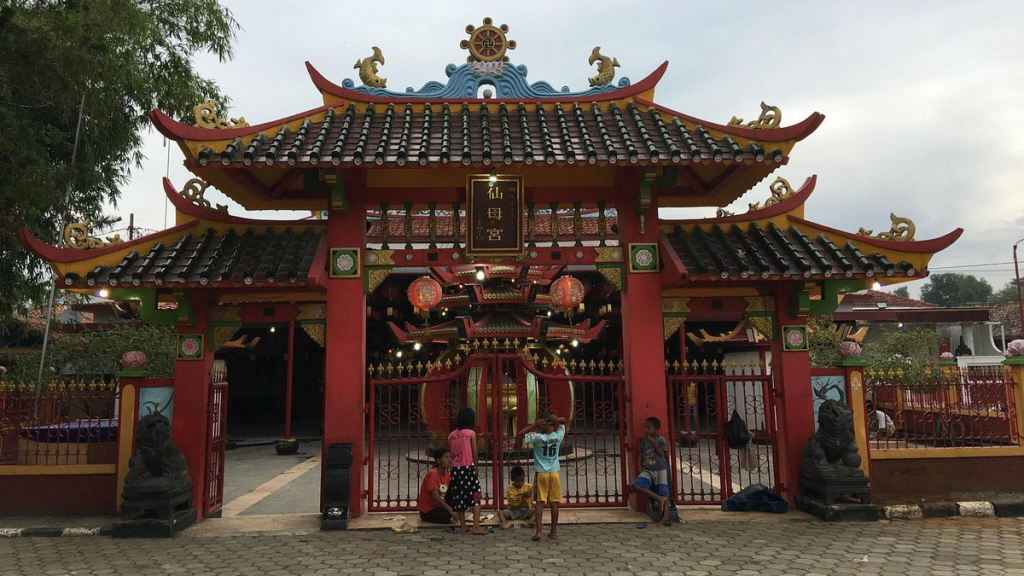 Vihara sian djin ku poh temple