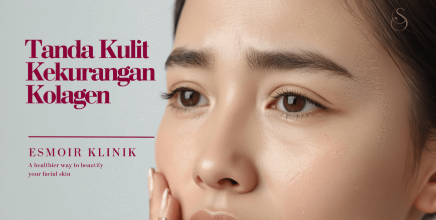 Wanita memeriksa tanda kulit kekurangan kolagen seperti garis halus dan kulit kendur — Esmoir Klinik Karawang